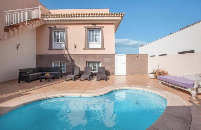 Villa "Orquídea" avec vue sur la mer, piscine, jardin et Wi-Fi