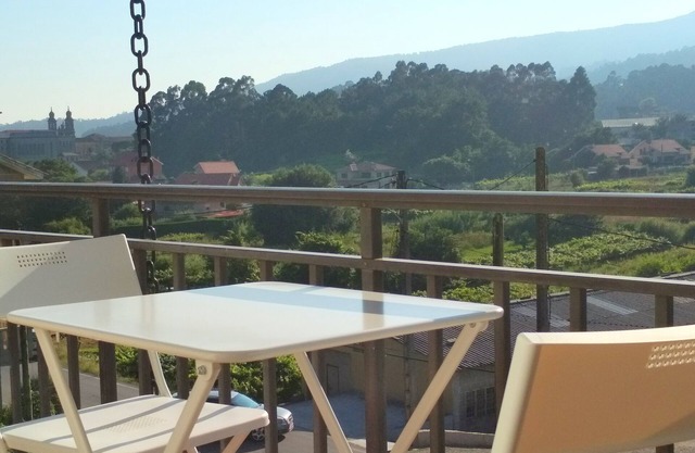 Villa Oubiña Poio avec terrasse et barbecue aparb