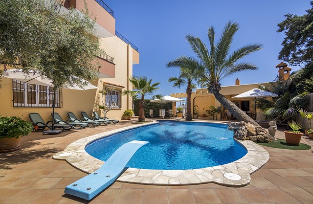 Villa Palmera - spacieuse villa avec vue sur la mer