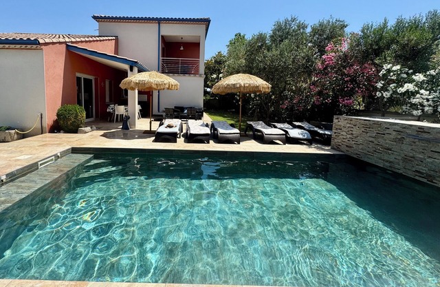Villa PALOMA PISCINE Chauffée SPA entre Narbonne et Béziers- 15 km VALRAS PLAGE