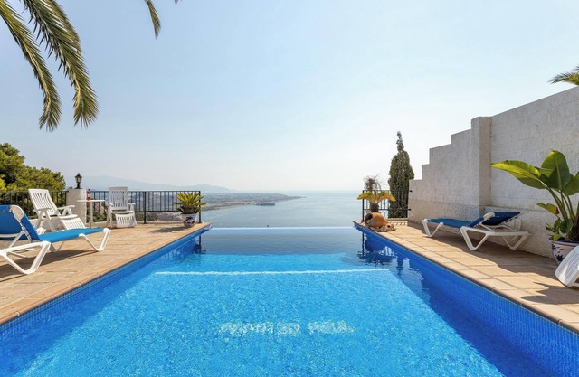Villa 'Paraíso Azul' avec vue sur la mer, Wi-Fi et climatisation