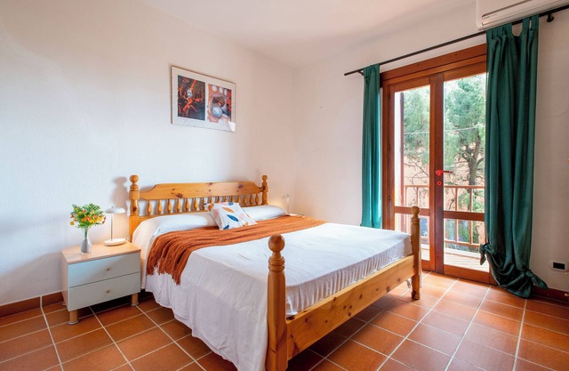 Villa "Pentavano White House" avec terrasse privée, Wi-Fi et climatisation