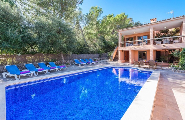 Villa Pinsa close to beach by JS Villas