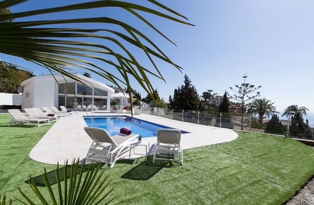 Villa Plata - Villa neuve avec piscine chauffée et vue fantastique