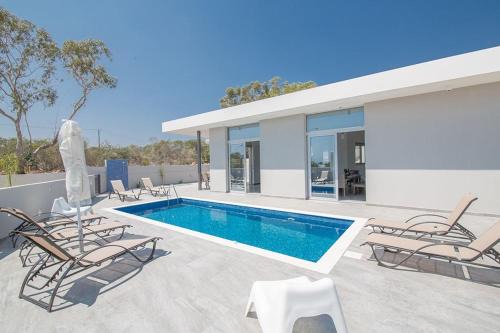 Villa Protaras Miramar, Luxury And New 5Bdr Protaras Villa With Pool And Stunning Sea Views