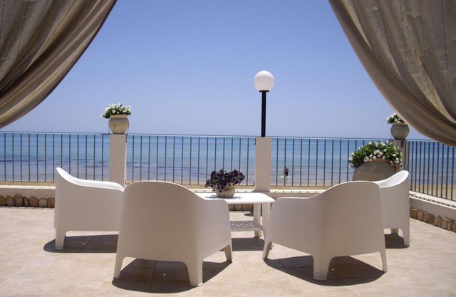 Villa Punta Piccola sul mare