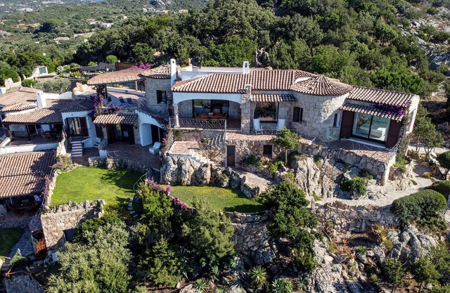 Villa 'Quercia' avec vue sur mer, piscine privée et climatisation