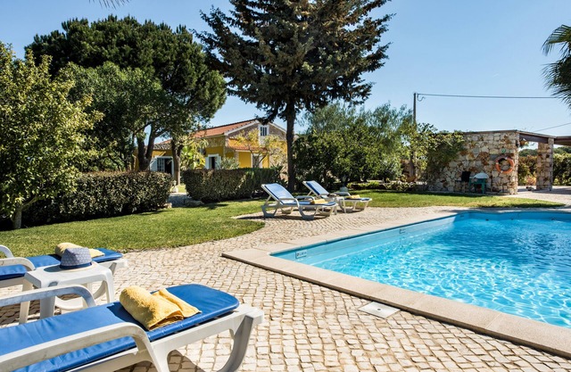 Villa Rodrigues With Private Pool