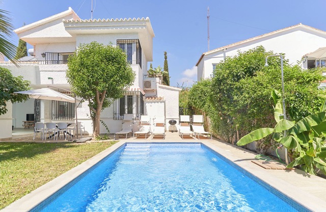 Villa 'Rodriguez Acosta 22' avec piscine privée, Wi-Fi et climatisation