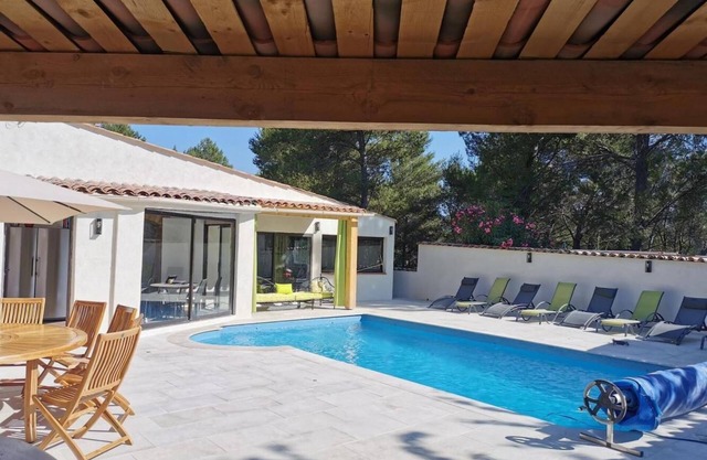 Villa Rosemary heated pool*