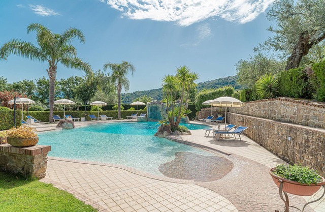 Villa Rosi - Appartement de deux pièces avec piscine