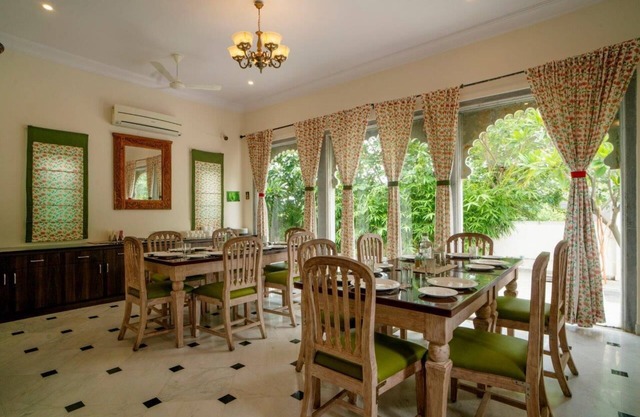 Villa Sagat Raaso - Best Luxury Pool Villa in Udaipur