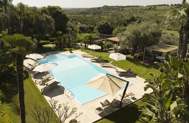 Villa San Tommaso - Four Bedroom Villa, Sleeps 8