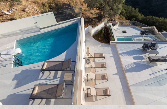 Villa Santa Irini 2 - With Heated Pool