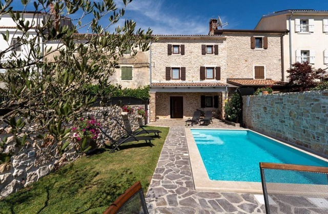 Villa Stonehouse (88523-K1) - Umag