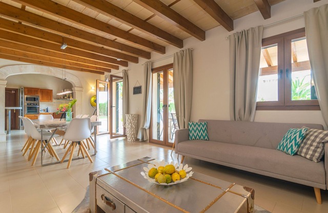 Villa Sun Club Home - Quatre Chambres Villa, Couchages 8