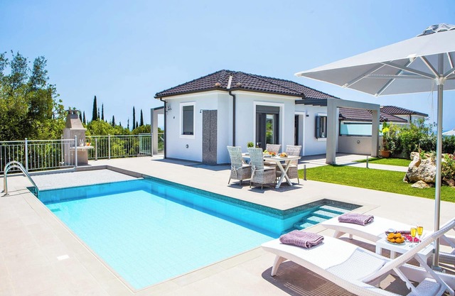 Villa Terra - Cette villa comprend vue sur la mer, piscine privée et WIFI