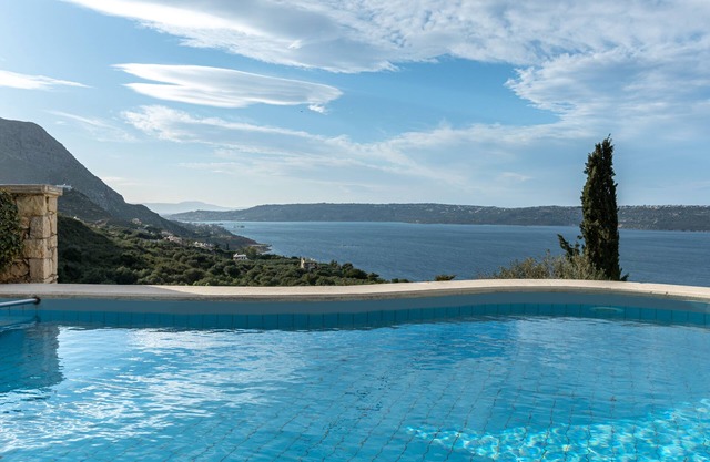 Villa Thea | Pivate villa with private pool !