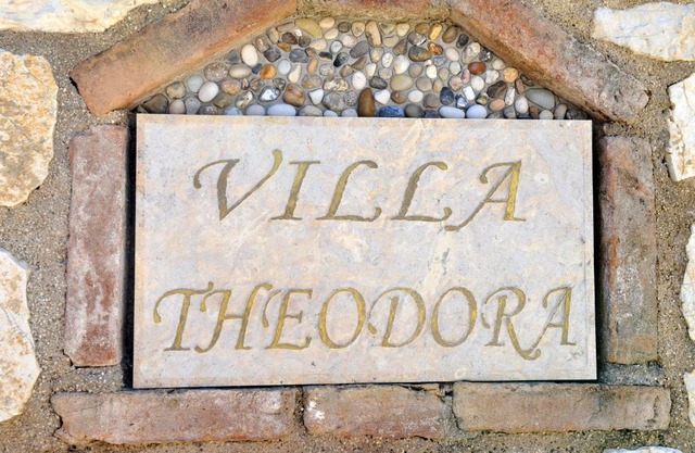 Villa Theodora View Apartments Erato