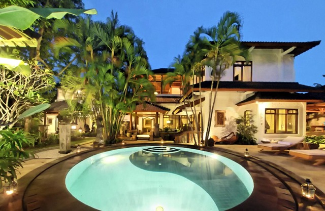 Villa TIRTA, un joyau étincelant à Kuta-Legian