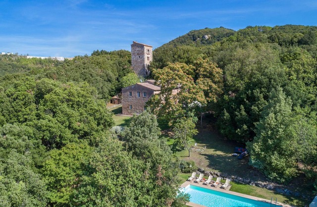 Villa à Palagio avec 8 chambres à coucher, 14 couchages