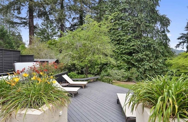 Villa Tranquila ~ Luxe dans la région viticole - Marchez jusqu'à la Russian River & Downtown!