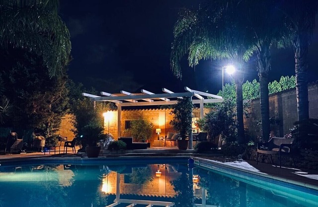 VILLA VENERE AVEC PISCINE