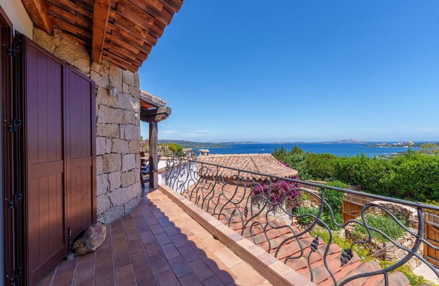 Villa 'Villetta Bomboniera' avec vue sur la mer, terrasse privée et climatisation