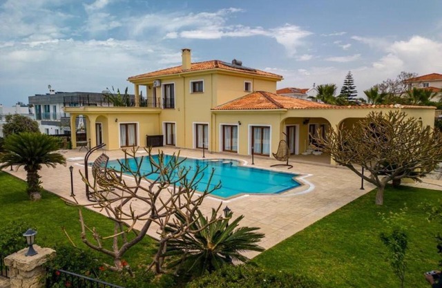 Villa Vounous