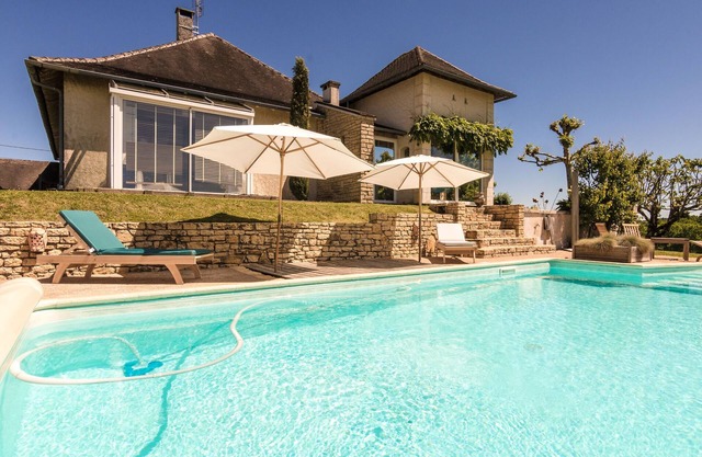 Villa confortable avec piscine