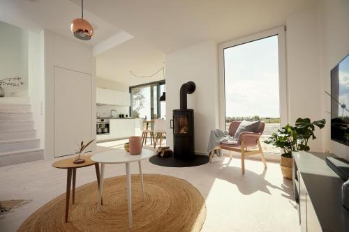 Villa White II