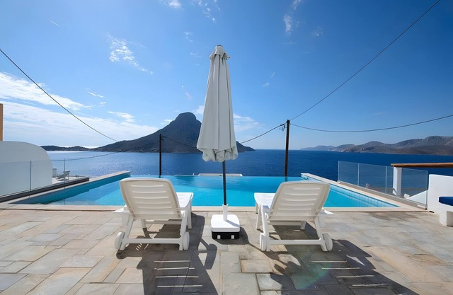 Villa 'White Pearl Kalymnos - 2bdr' with Sea View, Wi-Fi and Air Conditioning