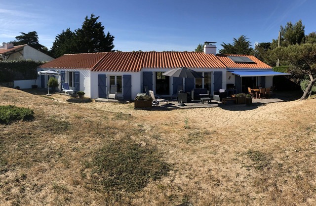 villa vue mer imprenable, terrain clôturé, en lisière de forêt, calme assuré