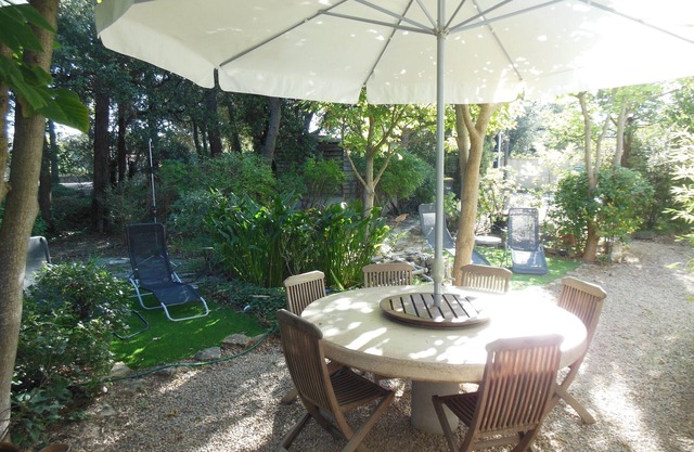 Villa avec étage et jardin