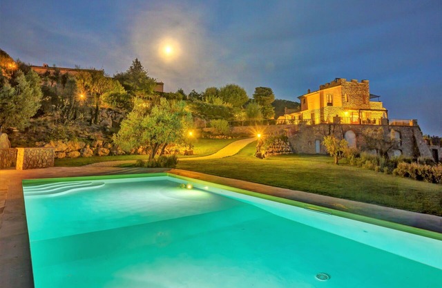 Maison de vacances avec internet, climatisation, piscine privée, TV, patio, près de San Gimignano
