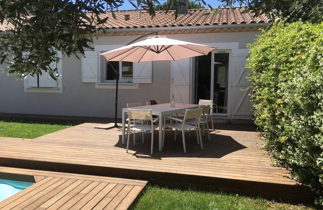 Villa avec piscine au calme