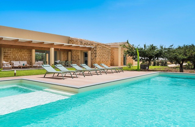 Villa à Menfi avec 4 chambres à coucher, 8 couchages