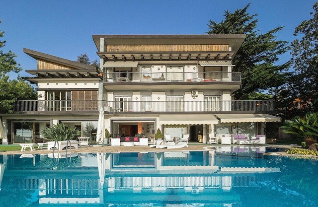 Villa avec piscine et vue, 22 couchages !