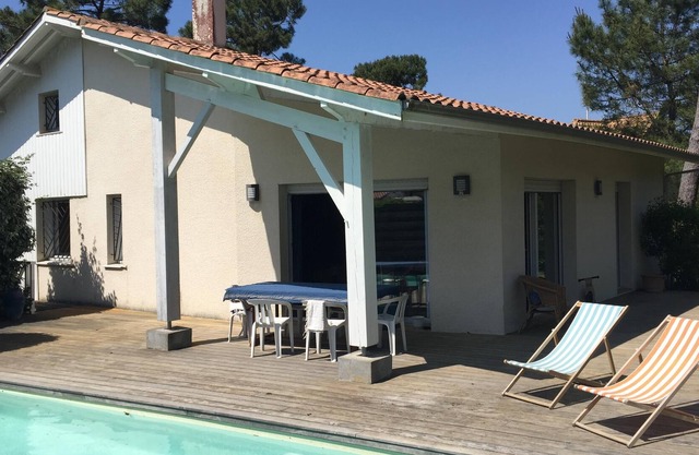 Villa avec Piscine, 9 couchages située au Canon, entre le bassin et l'océan