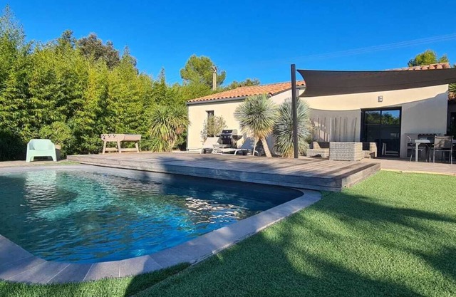 Villa avec piscine dans un havre de paix