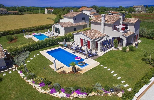 Villa Emily avec piscine