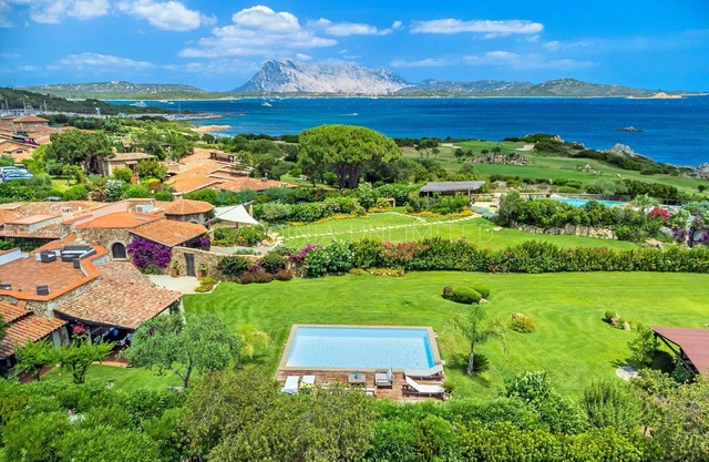 Villa à San Teodoro avec 5 chambres à coucher, 10 couchages