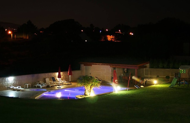 VILLA, AVEC PISCINE, JACUZZI, PARC POUR ENFANTS, BARBECUE ..