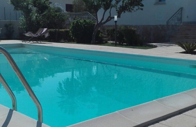 Villa avec piscine près de la plage