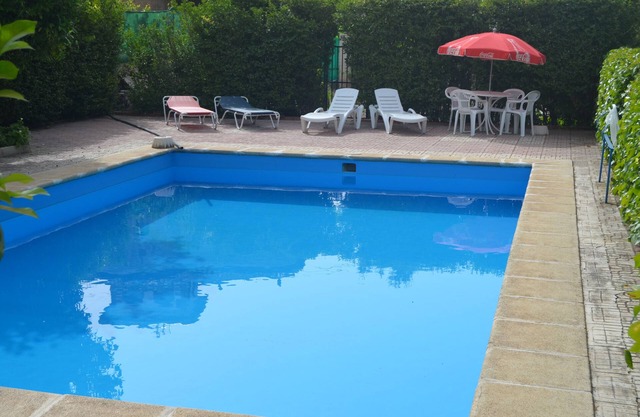 VILLA AVEC PISCINE, WIFI, INDÉPENDANT POUR 8 PERSONNES