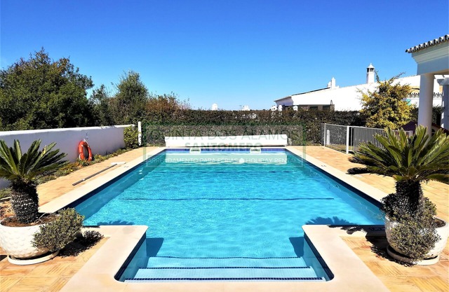 Villa avec piscine privée