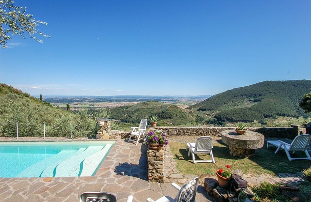 Maison avec piscine privée, belle vue panoramique. 20km Pisa, 34 mèr 1,5 ville