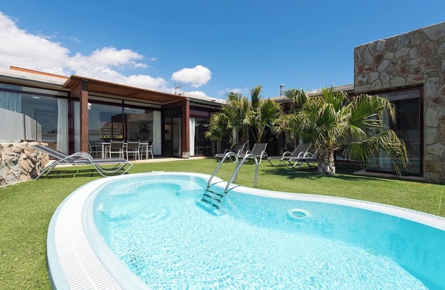 Villa with private pool Tauro Villas II
