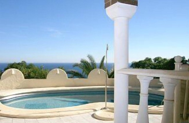 Villa avec piscine privée, vue imprenable sur mer, à proximité de la plage, l'air conditionné, Wifi