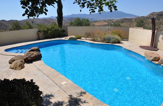 Villa avec piscine privée isolée dans 23 acres - tranquillité idyllique
